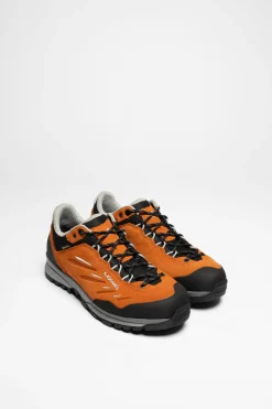 Wanderschuhe|Approachschuhe>Lowa Delago GTX Lo Herren (Orange/Schwarz)